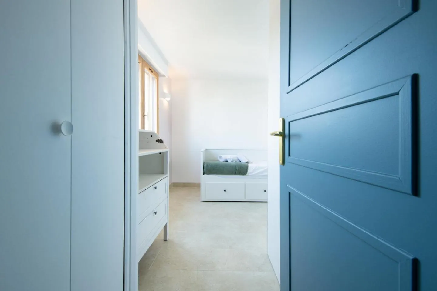 2 Chambres, Proche Des Plages, Parking Frejus 0*,  France