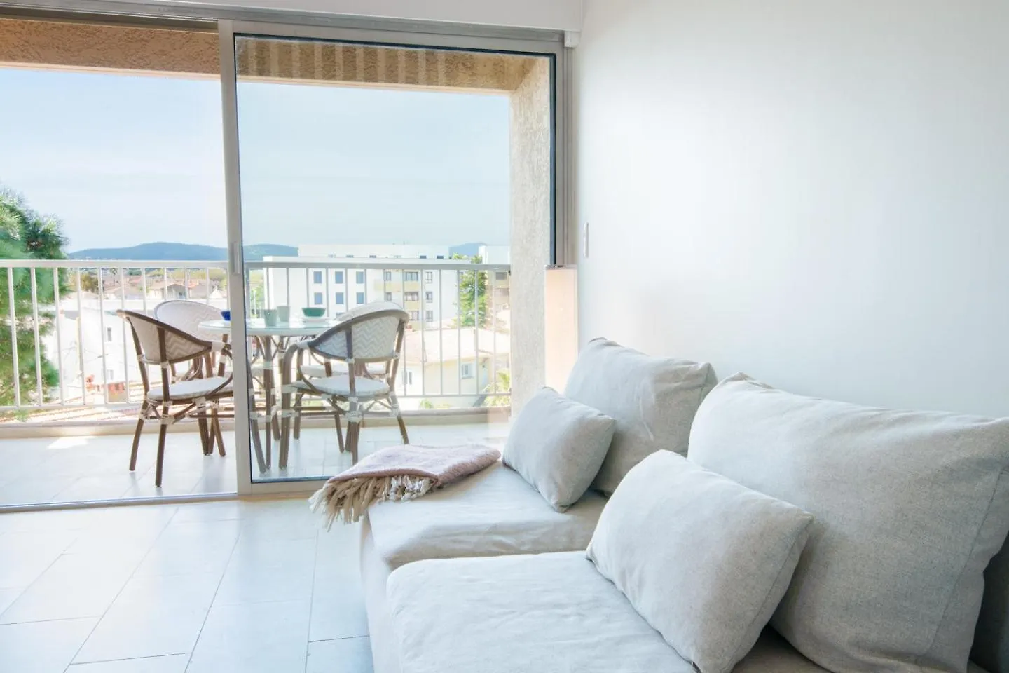 Apartment 2 Chambres, Proche Des Plages, Parking Frejus