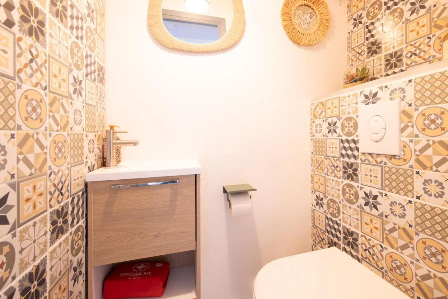 2 Chambres, Proche Des Plages, Parking Frejus France
