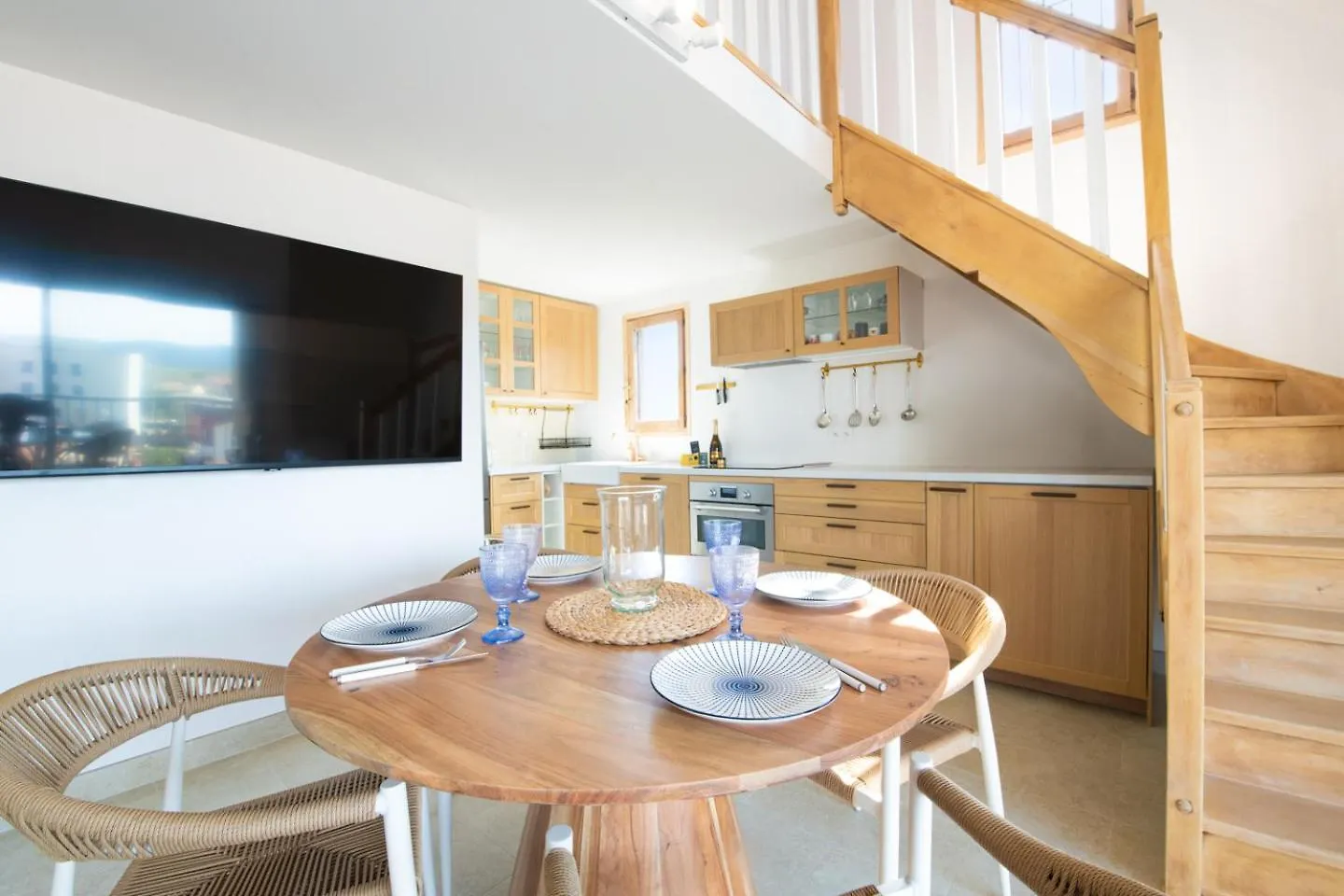 2 Chambres, Proche Des Plages, Parking Frejus France