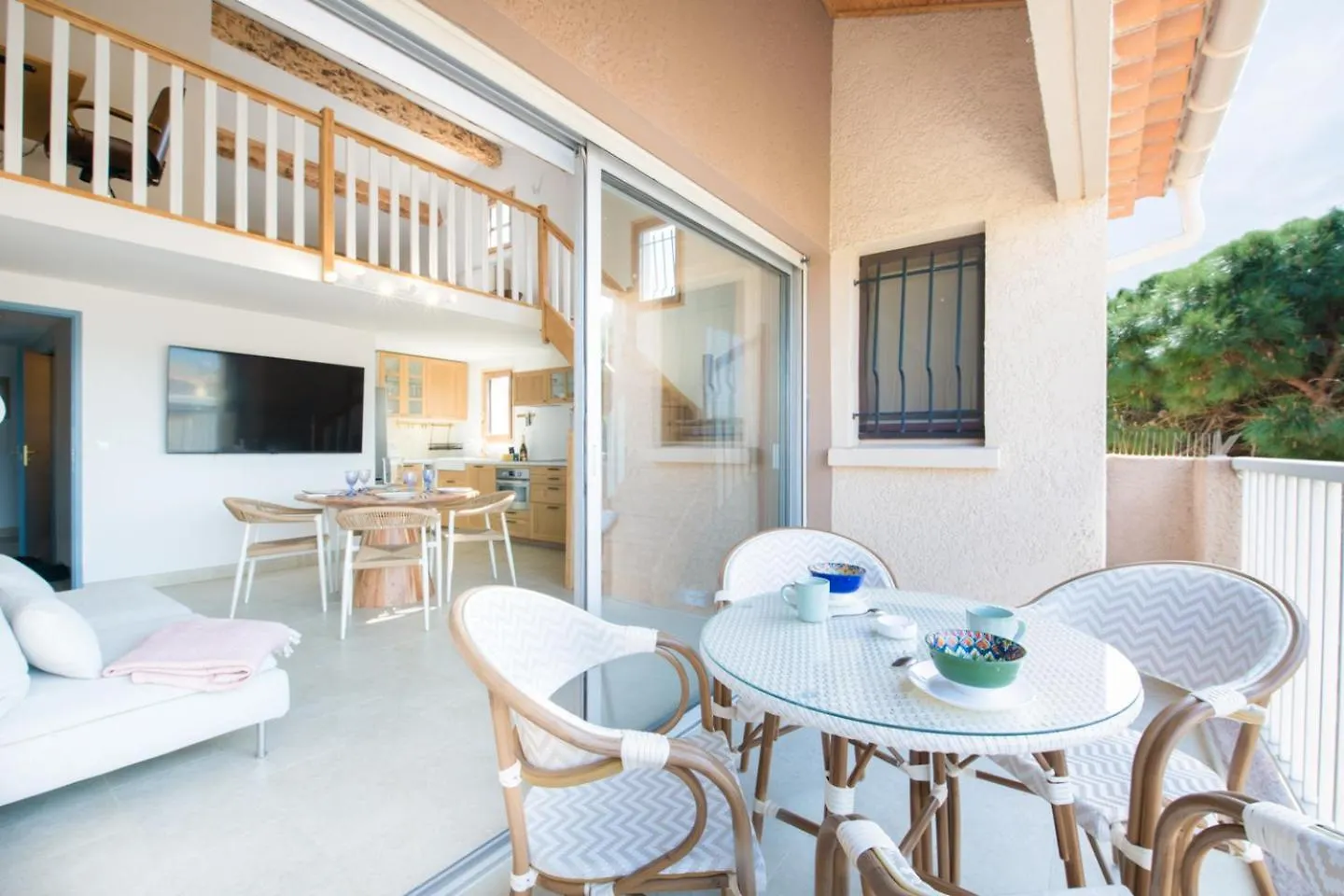 2 Chambres, Proche Des Plages, Parking Frejus